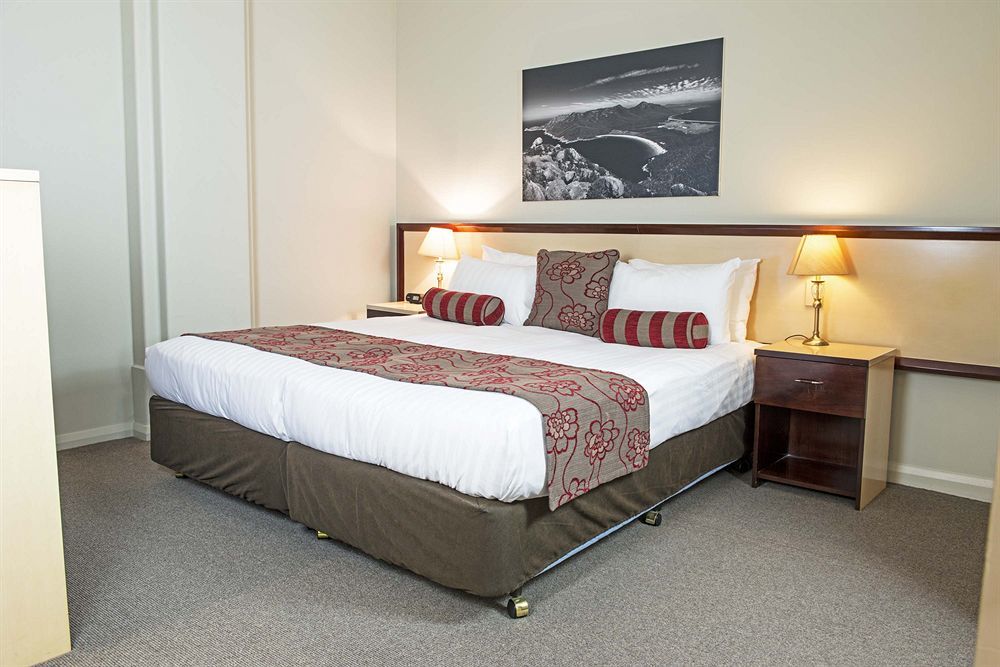 Mantra One Sandy Bay Road Hobart Bagian luar foto